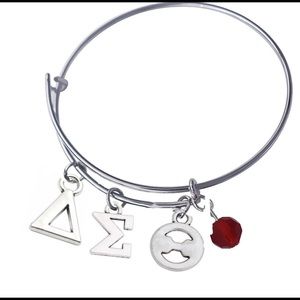 Delta Sigma Theta stackable Charm Bracelet